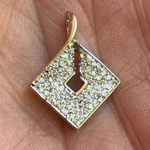 Square Shaped Silver Tone Cubic Zirconia Pendant Women's Jewelry - Picture 7 of 9